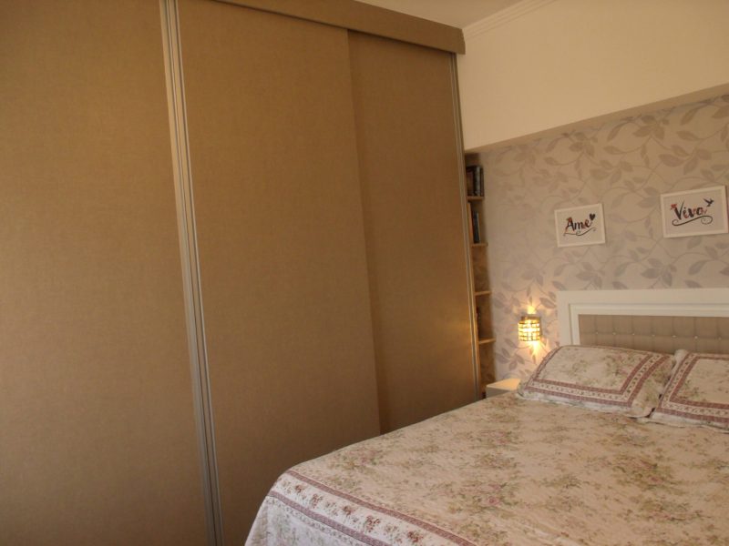 Quarto planejado - guarda roupa